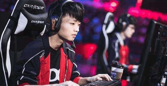 哈迪以边线 哈迪以边线